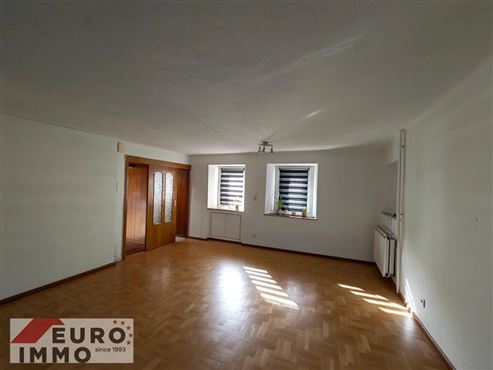 Attraktiver Preis für Eigennutzer oder Kapitalanleger: Gepflegtes Einfamilienhaus im Dorfkern von Raeren