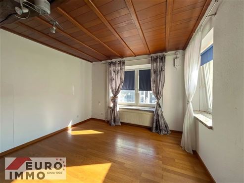 Attraktiver Preis für Eigennutzer oder Kapitalanleger: Gepflegtes Einfamilienhaus im Dorfkern von Raeren