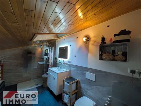 Attraktiver Preis für Eigennutzer oder Kapitalanleger: Gepflegtes Einfamilienhaus im Dorfkern von Raeren