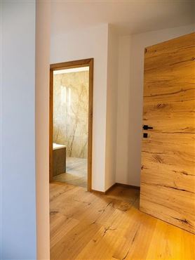 Exklusives Wohnen in den Alpen:  Premium- Duplex- Penthouse mit zwei Terrassen inkl. Bergblick in Bestlage von Wattens ( Tirol-Österreich)