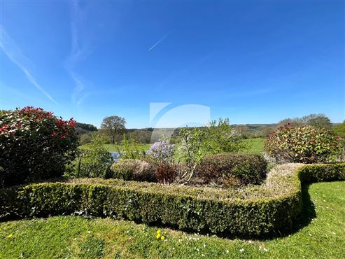 Bungalow - HAUSET