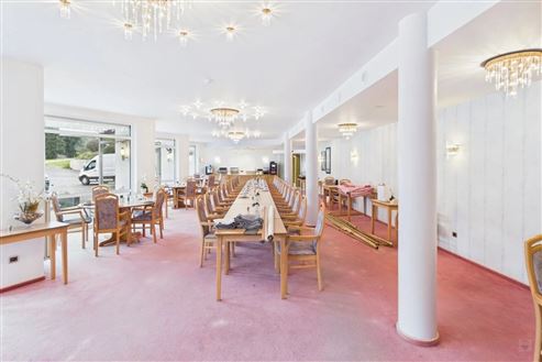 Hotelbetrieb mit 25 Zimmern & Restaurant mit komplettem Inventar in bezaubernder Natur – attraktives Investment in Ostbelgien