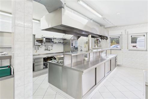 Hotelbetrieb mit 25 Zimmern & Restaurant mit komplettem Inventar in bezaubernder Natur – attraktives Investment in Ostbelgien