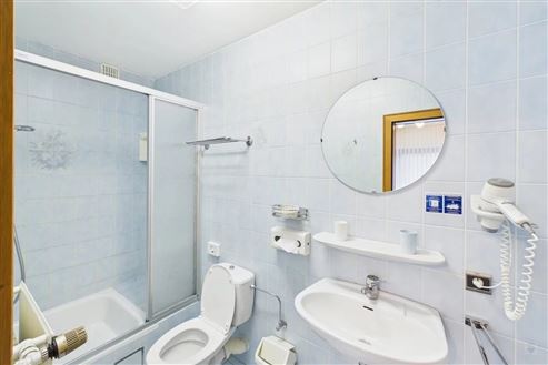 Hotelbetrieb mit 25 Zimmern & Restaurant mit komplettem Inventar in bezaubernder Natur – attraktives Investment in Ostbelgien