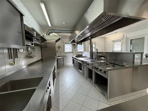 Hotelbetrieb mit 25 Zimmern & Restaurant mit komplettem Inventar in bezaubernder Natur – attraktives Investment in Ostbelgien