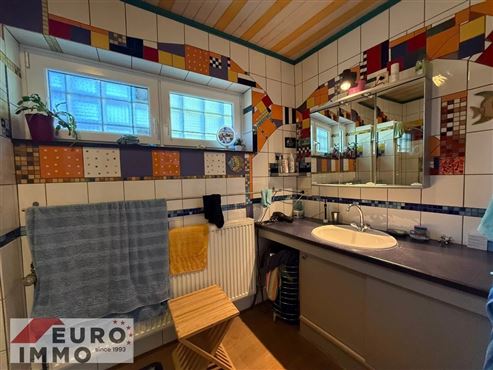 Leibrente & Liebhaberimmobilie – Ein Haus wie ein Kunstwerk, geprägt von Charakter  und Kreativität, mit Außenpool und einzigartigem Panoramablick