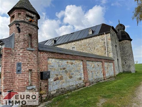 Ein herrschaftliches Schlossanwesen voller Geschichte, Prestige und Privatsphäre mit weitläufigen Ländereien auf über 4 Hektar im Grenzgebiet Belgien - Deutschland – Niederlande