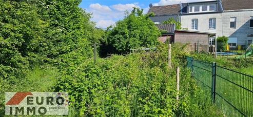 Raum zum Leben und Entfalten: Gemütliches Reiheneckhaus mit Garten & Ausbaupotenzial in optimaler Verkehrsanbindung!