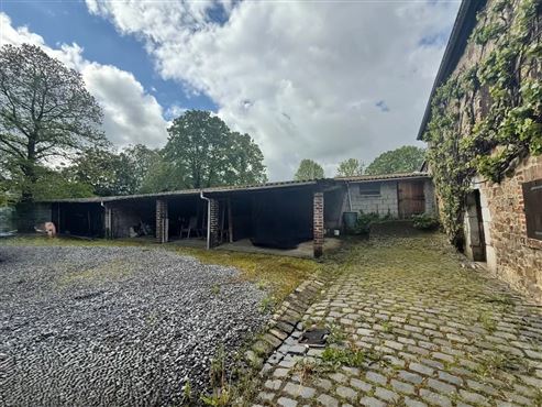 Ein Ort voller Charme & Möglichkeiten: Hofensemble mit bewohnbarem Bauernhaus, ausbaubaren Stallungen und mit beeindruckendem Entwicklungspotenzial und Nutzungsmöglichkeiten