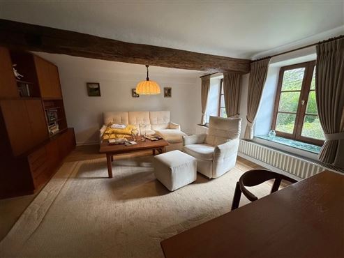 Ein Ort voller Charme & Möglichkeiten: Hofensemble mit bewohnbarem Bauernhaus, ausbaubaren Stallungen und mit beeindruckendem Entwicklungspotenzial und Nutzungsmöglichkeiten
