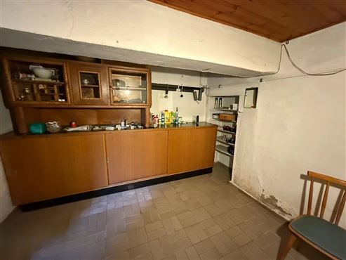 Ein Ort voller Charme & Möglichkeiten: Hofensemble mit bewohnbarem Bauernhaus, ausbaubaren Stallungen und mit beeindruckendem Entwicklungspotenzial und Nutzungsmöglichkeiten