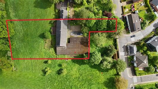 Ein Ort voller Charme & Möglichkeiten: Hofensemble mit bewohnbarem Bauernhaus, ausbaubaren Stallungen und mit beeindruckendem Entwicklungspotenzial und Nutzungsmöglichkeiten - 4728 Hergenrath, Belgien 