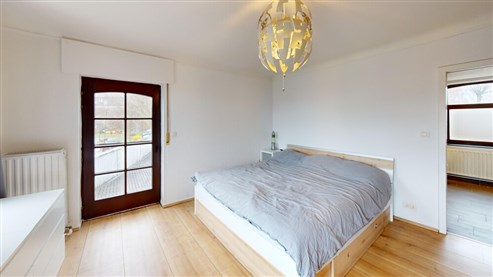Lontzen - Stilvolle Eigentumswohnung mit sonniger Dachterrasse