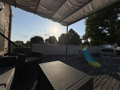 Lontzen - Stilvolle Eigentumswohnung mit sonniger Dachterrasse