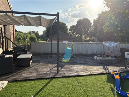 Lontzen - Stilvolle Eigentumswohnung mit sonniger Dachterrasse