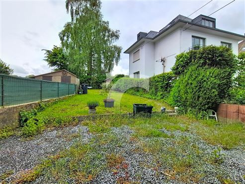 Geschäftsgebäude und Wohnung - WELKENRAEDT