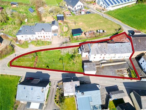 Ehemaliges Bauernhaus in Lascheid zu verkaufen -  ruhig, naturnah und voller Möglichkeiten!