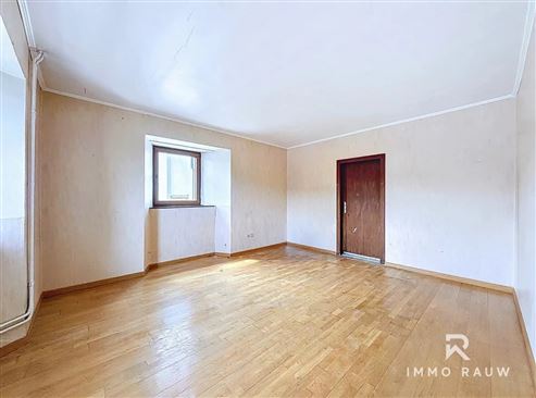 Ehemaliges Bauernhaus in Lascheid zu verkaufen -  ruhig, naturnah und voller Möglichkeiten!