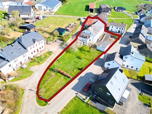 Ehemaliges Bauernhaus in Lascheid zu verkaufen -  ruhig, naturnah und voller Möglichkeiten!