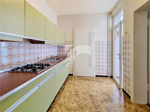 Haus mit 3 Fassaden - HERBESTHAL