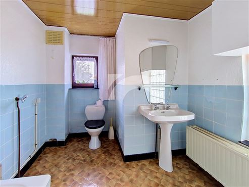 Haus mit 3 Fassaden - HERBESTHAL