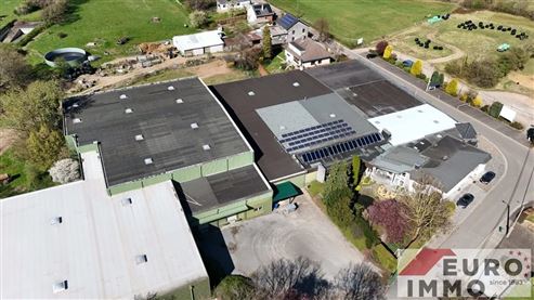 Vielseitig nutzbare Lagerhalle mit 2 Laderampen in optimal angebundener Lage nahe der deutschen Grenze