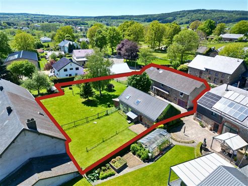 Exklusives Anwesen mit 3 Einheiten - Wohnhaus mit 2 Ferienunterkünften auf großzügigem Grundstück!