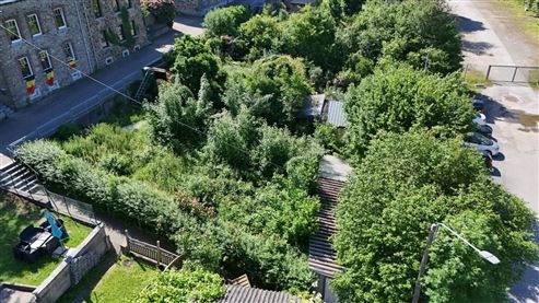 Potenzialgrundstück in ruhiger und grüner Wohnlage – Baugrundstück oder Gartenparadies