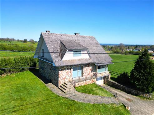 Attraktives Wohnhaus in ruhiger Lage von Hinderhausen zu verkaufen!