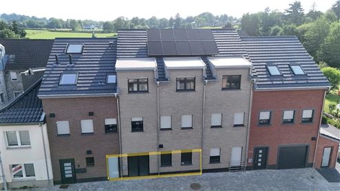Wohnen mit Komfort, Qualität und Zukunft: Moderne barrierefreie Neubau-Erdgeschosswohnung im Herzen von Raeren als ideale Kapitalanlage oder für den Eigenbedarf