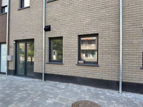 Wohnen mit Komfort, Qualität und Zukunft: Moderne barrierefreie Neubau-Erdgeschosswohnung im Herzen von Raeren als ideale Kapitalanlage oder für den Eigenbedarf