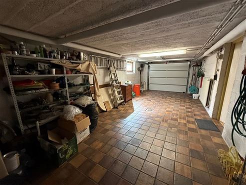 Gepflegter freistehender Bungalow mit Wintergarten und teilweise ausgebautem Keller in begehrter Wohnlage von Eupen