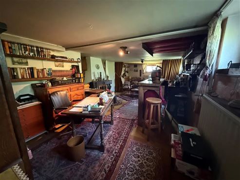 Gepflegter freistehender Bungalow mit Wintergarten und teilweise ausgebautem Keller in begehrter Wohnlage von Eupen