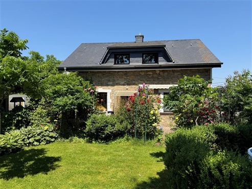Ein Zuhause zum Verlieben für Naturliebhaber: Charakterimmobilie mit traumhaftem Garten und besonderem Charme