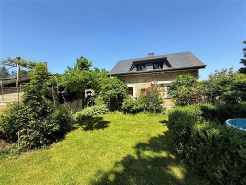 Ein Zuhause zum Verlieben für Naturliebhaber: Charakterimmobilie mit traumhaftem Garten und besonderem Charme