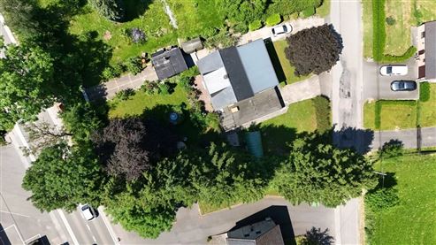Ein Zuhause zum Verlieben für Naturliebhaber: Charakterimmobilie mit traumhaftem Garten und besonderem Charme