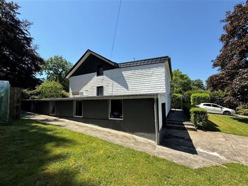 Ein Zuhause zum Verlieben für Naturliebhaber: Charakterimmobilie mit traumhaftem Garten und besonderem Charme