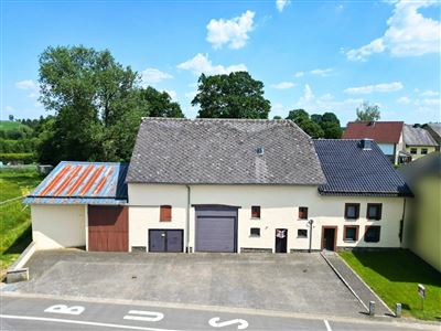 Ehemaliger Bauernhof mit großem Ausbaupotenzial in Crombach – nahe Sankt Vith - 4784 Sankt Vith, Belgien 
