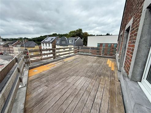 Helle und gepflegte Etagenwohnung mit großer Sonnenterrasse- Sofort verfügbar!