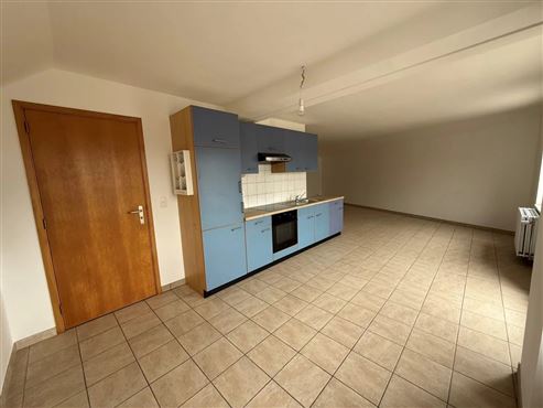 Helle und gepflegte Etagenwohnung mit großer Sonnenterrasse- Sofort verfügbar!