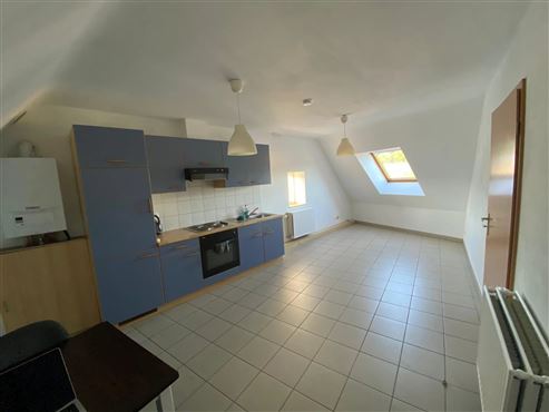 Gepflegte Dachgeschosswohnung mit Einbauküche – für 1 Person