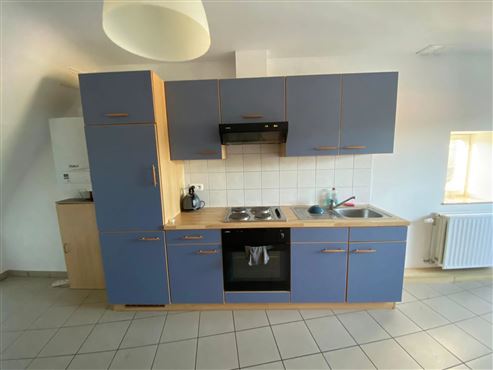 Gepflegte Dachgeschosswohnung mit Einbauküche – für 1 Person
