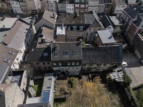 Attraktive Kapitalanlage im Herzen von Eupen: Mehrfamilienhaus mit zehn Wohneinheiten, breiter Mieterstruktur, gepflegtem Bestand und zusätzlichem Entwicklungs- und Mietsteigerungspotenzial