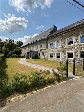 Charme & modernes Wohnfeeling vereint: ein besonderes Zuhause im deutsch-belgischen Grenzgebiet.