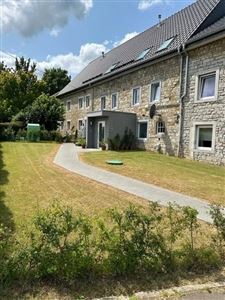 Charme & modernes Wohnfeeling vereint: ein besonderes Zuhause im deutsch-belgischen Grenzgebiet. - 4730 Raeren, Belgien 