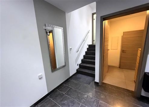 Modernes, hochwertiges und außergewöhnlich großzügiges Split-Level Haus in attraktiver Stadtrandlage