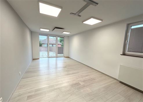 Modernes, hochwertiges und außergewöhnlich großzügiges Split-Level Haus in attraktiver Stadtrandlage
