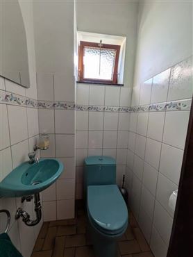 Freistehendes Einfamilienhaus mit großzügigem Grundstück und Panoramablick ins Grüne in Hauset