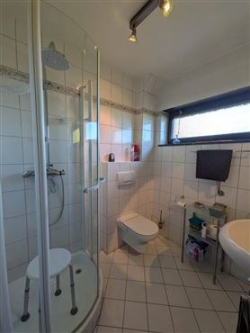 Freistehendes Einfamilienhaus mit großzügigem Grundstück und Panoramablick ins Grüne in Hauset