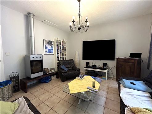 Großzügige Bungalow-Villa mit weitläufigem Garten und vielseitigem Wohnpotenzial im Dreiländereck und Grenzlage